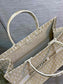 Dior Book Tote-大號41.5cm-金色老花 聖誕限定