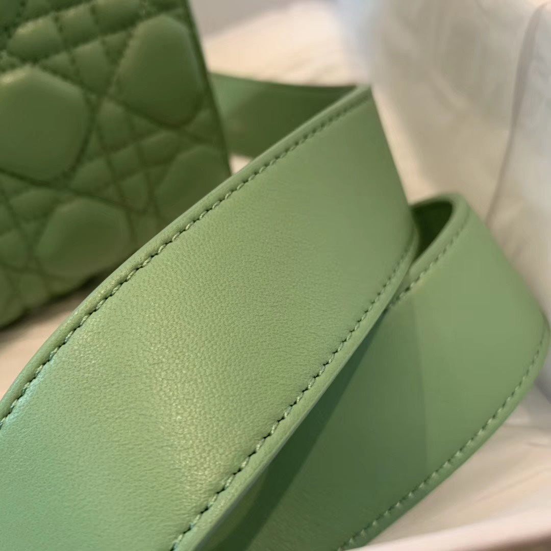 Dior-Mini Lady Dior手袋-四格黛妃-24cm