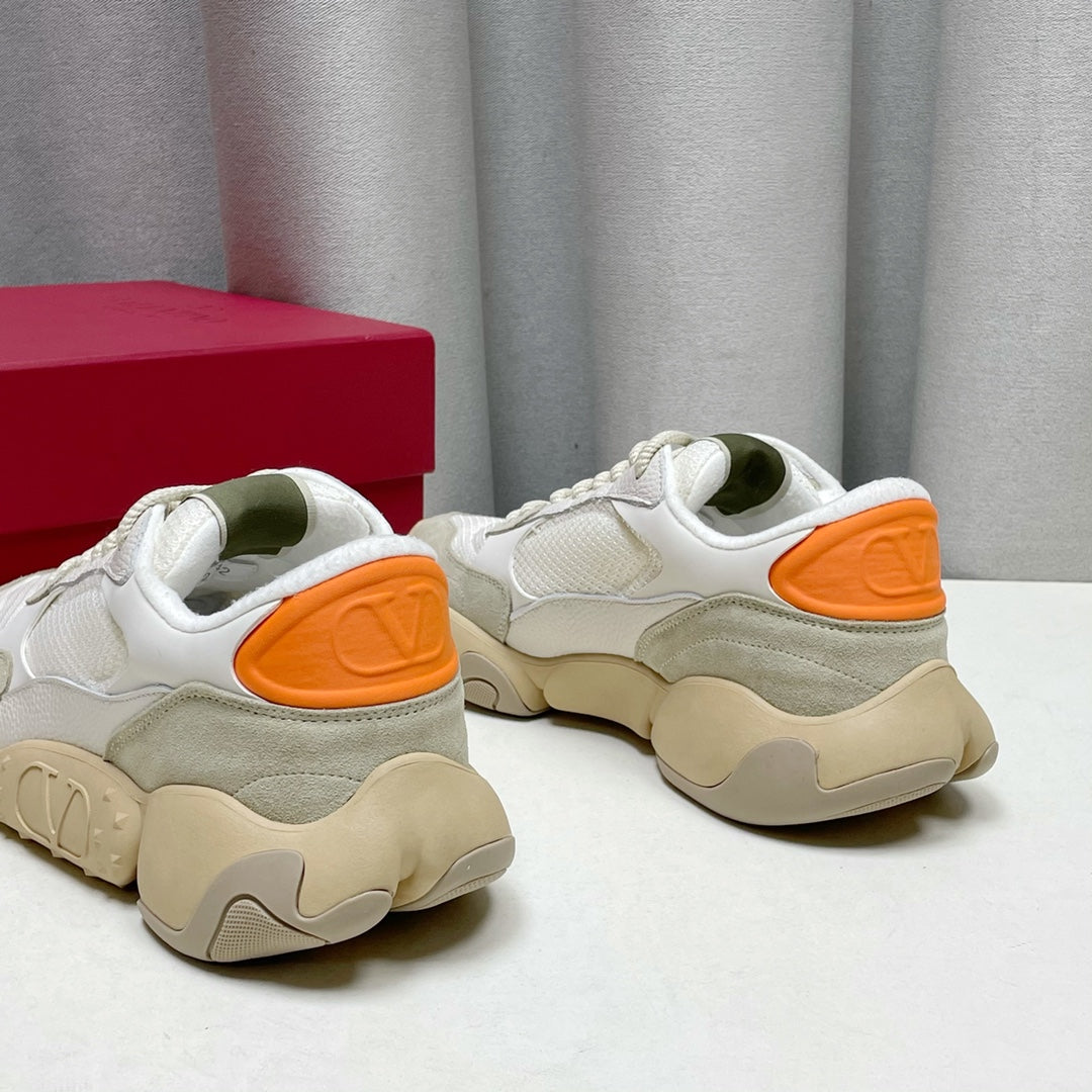 Val-Bubbleback 麂皮運動鞋 白色