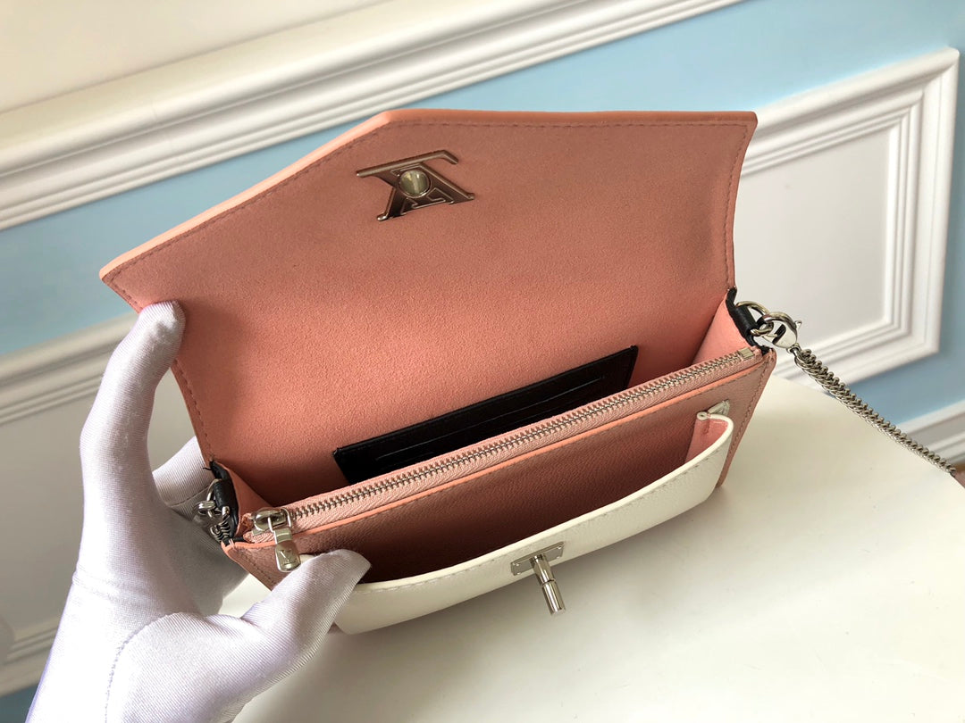 M63980 路L家-POCHETTE MYLOCKME 鏈條包 粉色