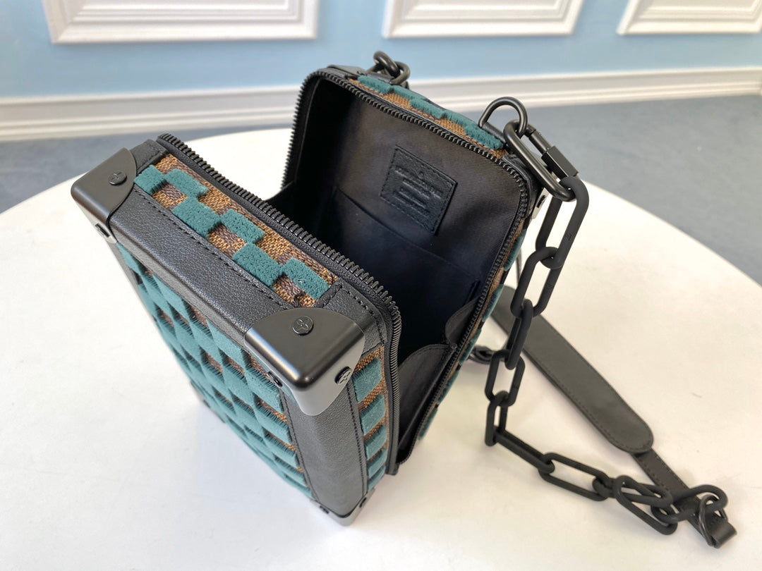 M45044 路L家-MINI SOFT TRUNK 手袋 咖格綠色植絨