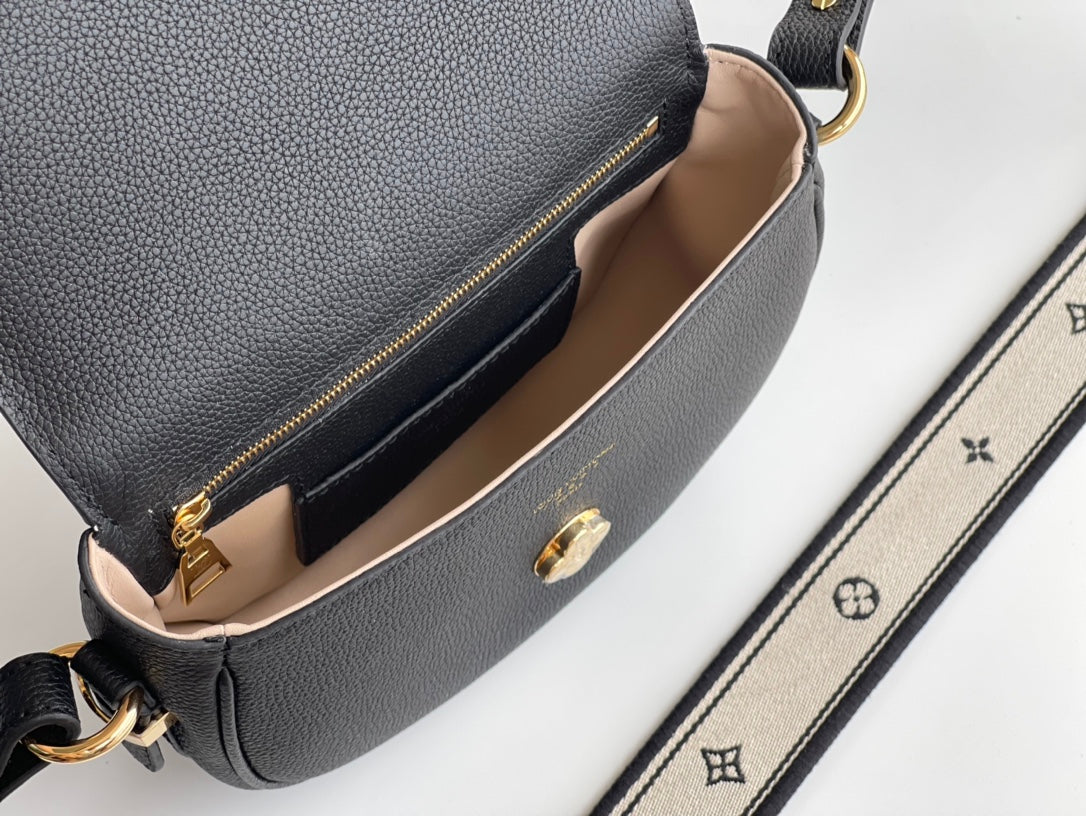 M58967 路L家-Pont 9 Soft 小號手袋 黑色