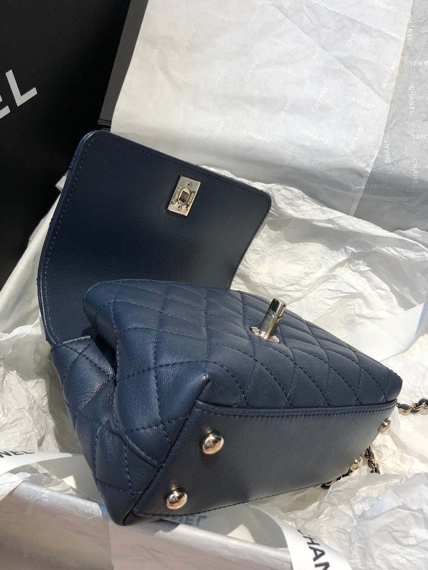 Chanel mini coco handle彩虹包-深藍色