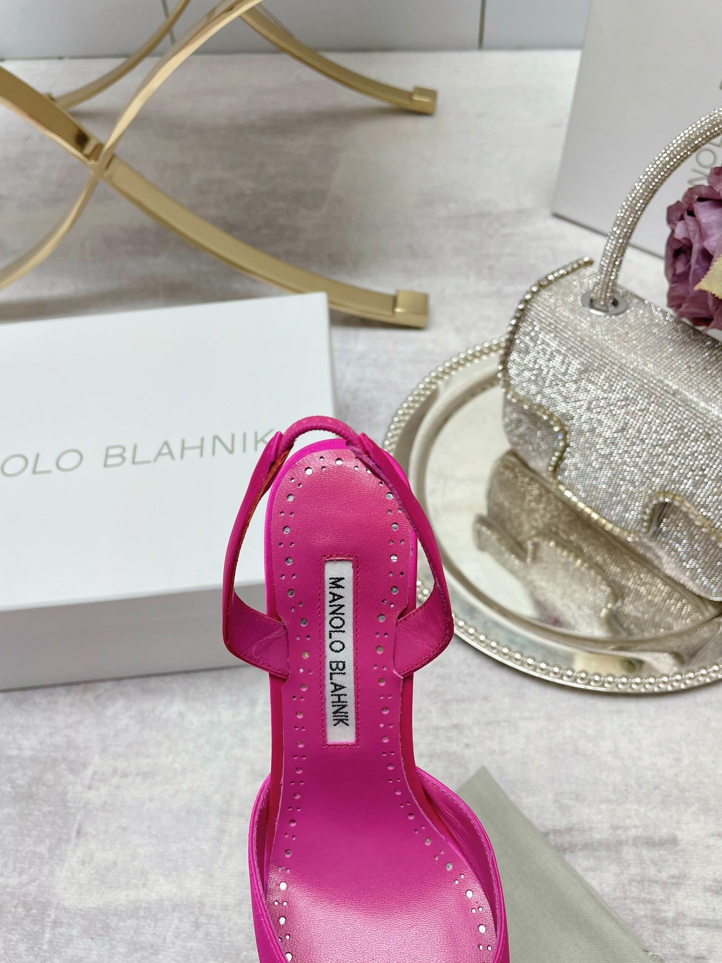Manolo Blahnik-22S水鑽高跟鞋