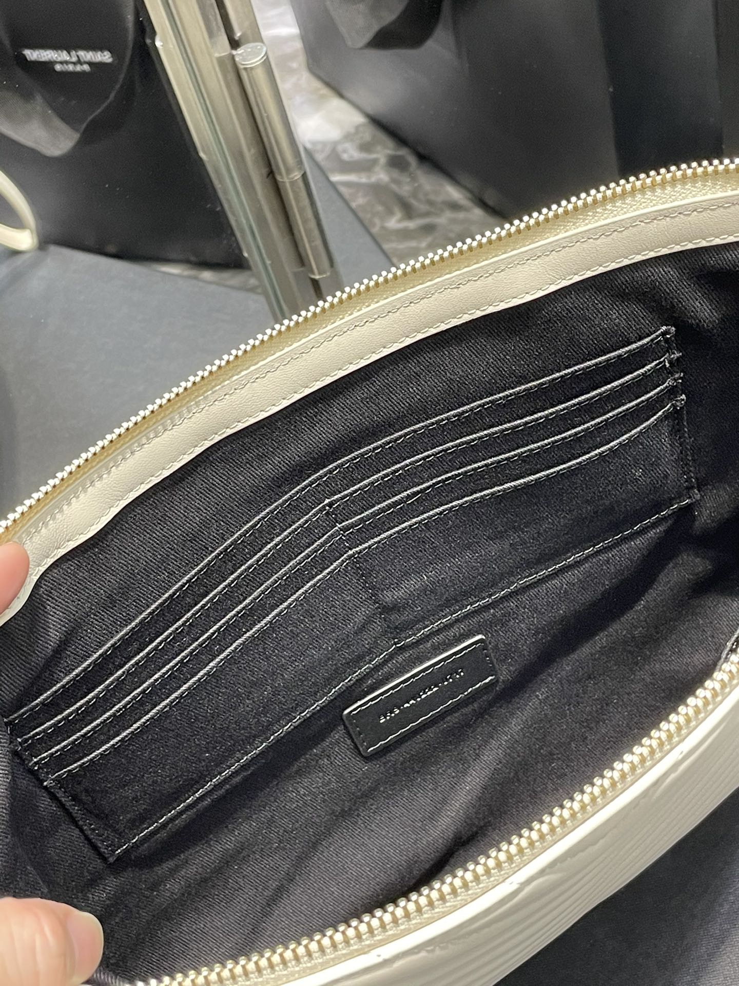 YSL 提花拼接文件手拿包-白色金扣-36cm