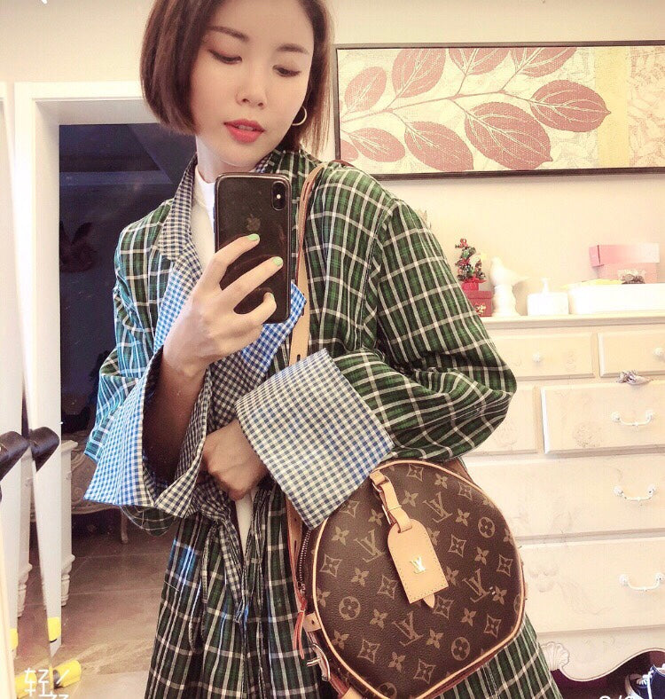 LV 圓餅包