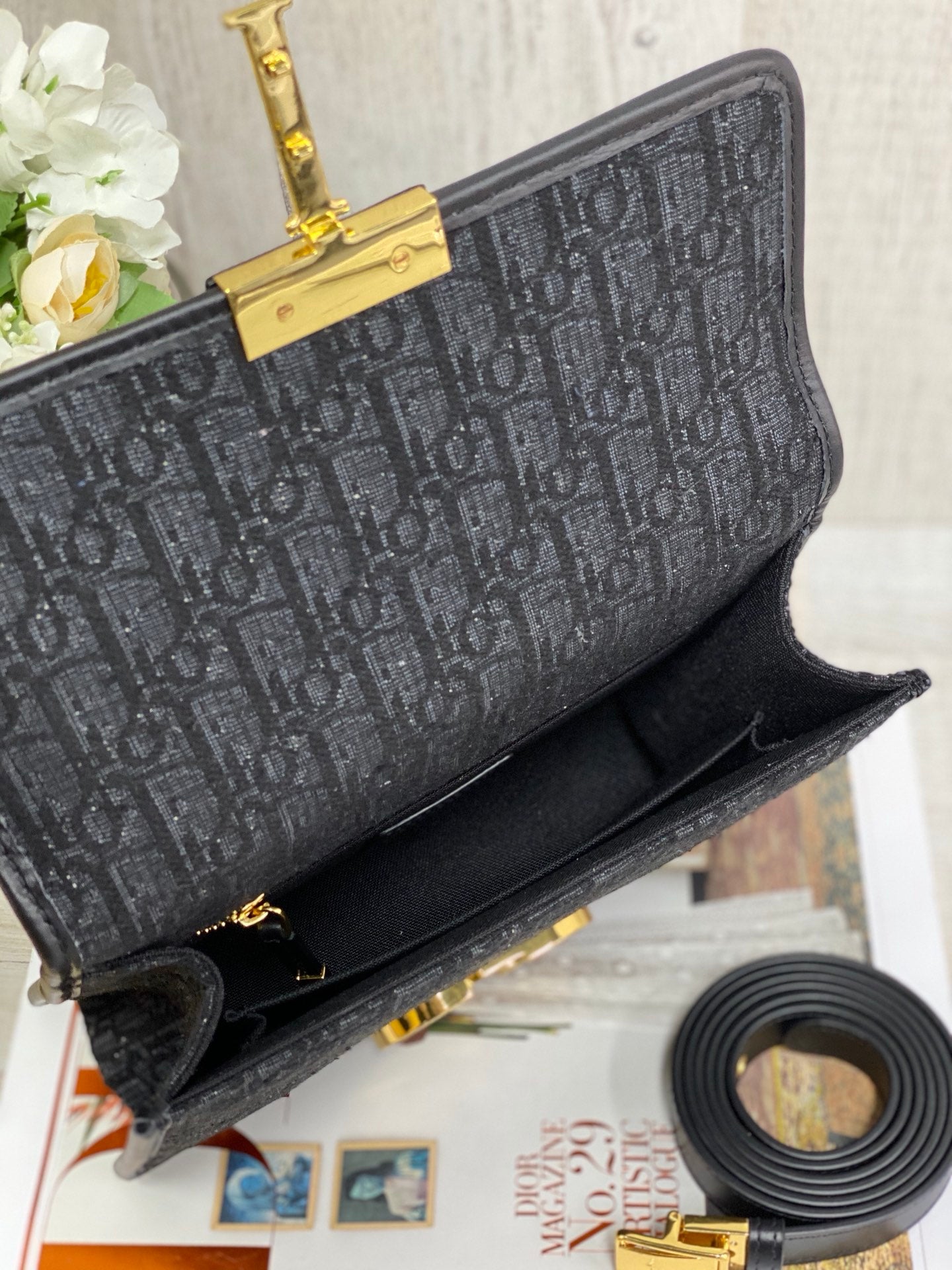 Dior 蒙田 30 Montaigne系列-24cm-金扣-黑色刺繡