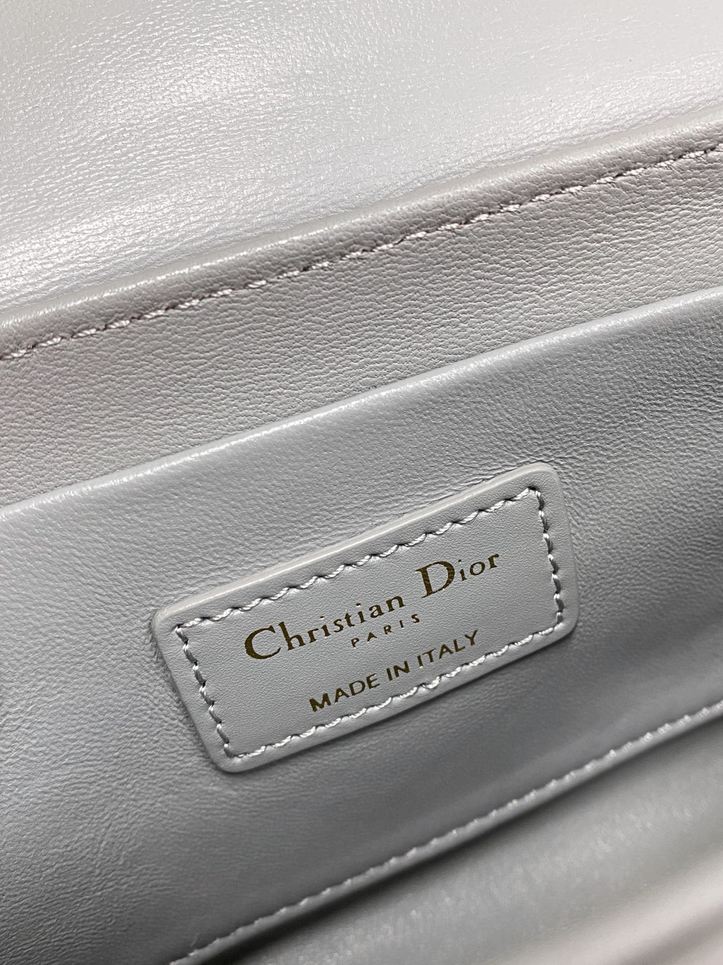 Dior 蒙田 Mini Box-平紋牛皮-金扣-17.5cm-灰色