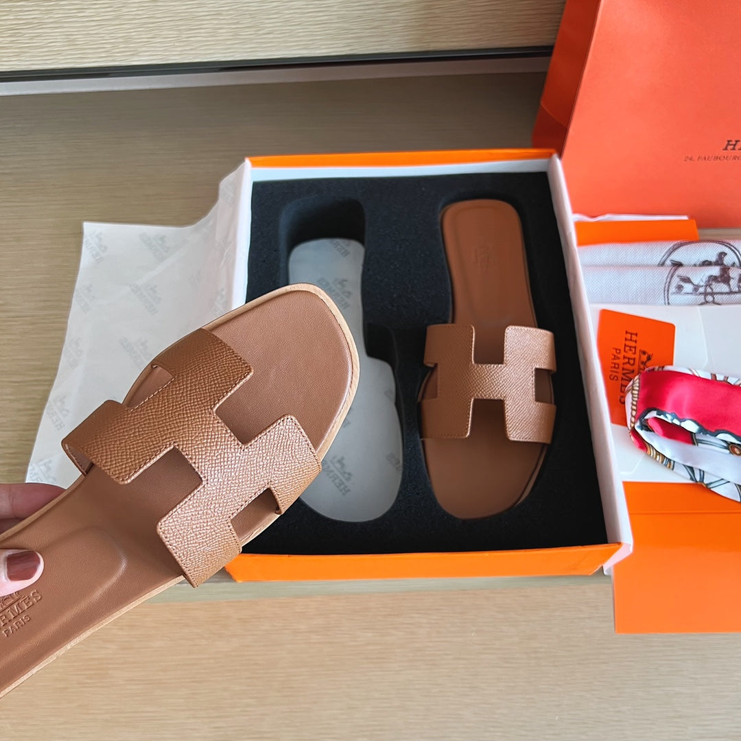 小愛款-經典H拖鞋 掌紋全包中底 駝色