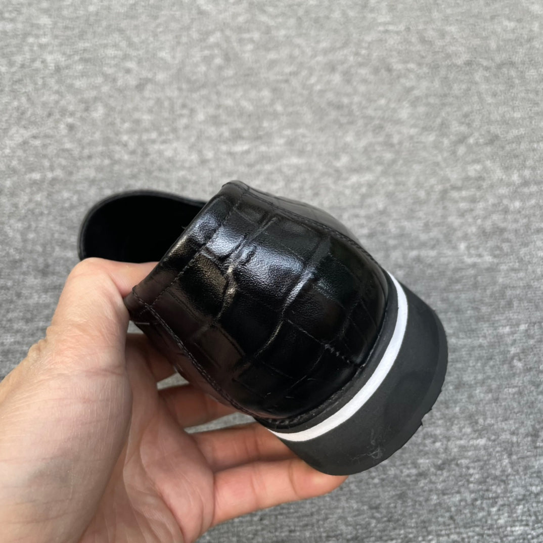 Ber-鱷魚壓紋 皮鞋 黑色
