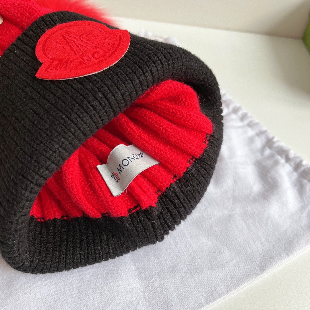 Moncler-狐狸毛球毛帽 紅色