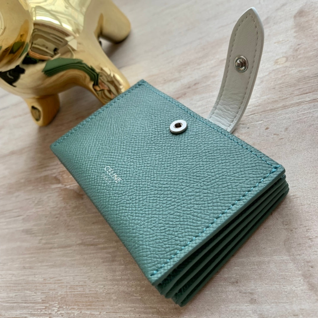 Celine 粒面牛皮風琴卡包