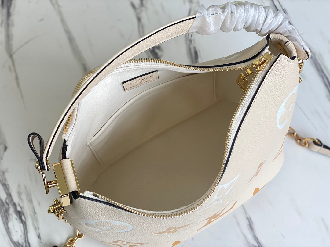 M45698 路L家-Marshmallow Hobo 手袋