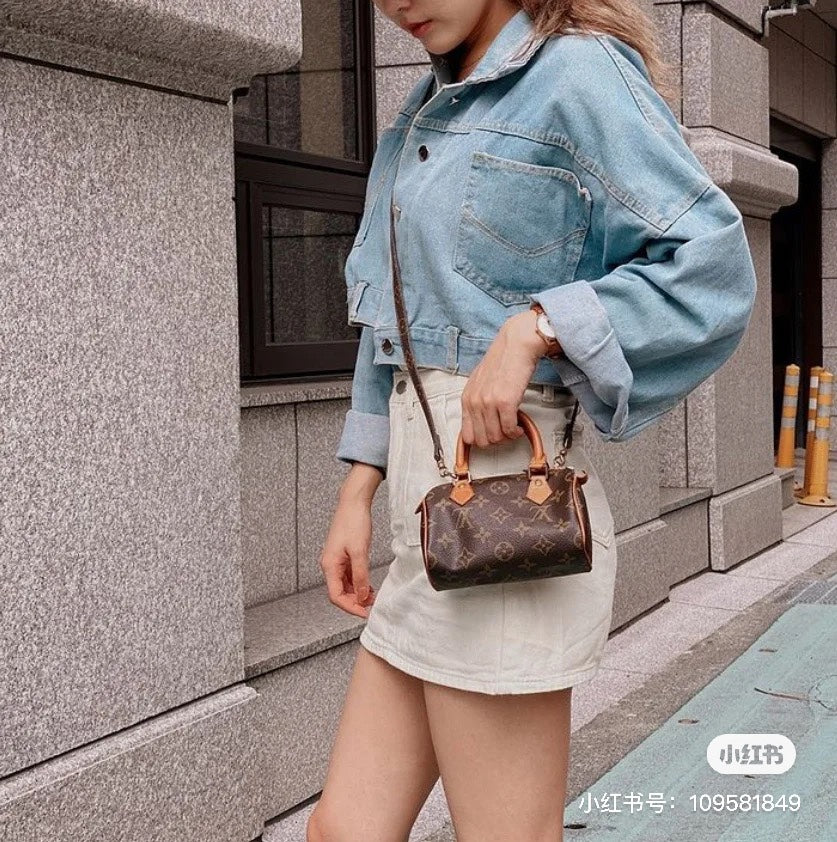 M61252 路L家-Nano Speedy 波士頓包 老花迷你 上身照