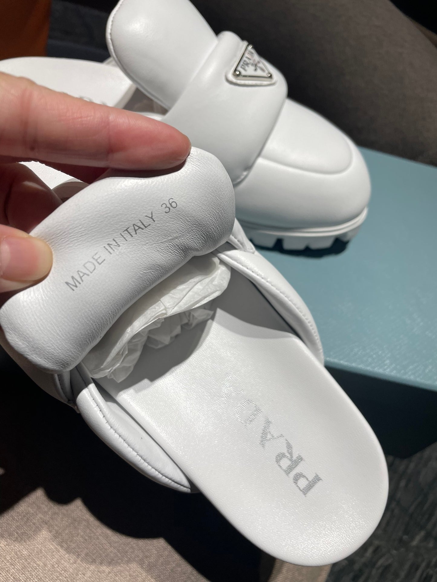 普P家-2023早春新款 海莉Hailey Bieber同款 麵包鞋 白色