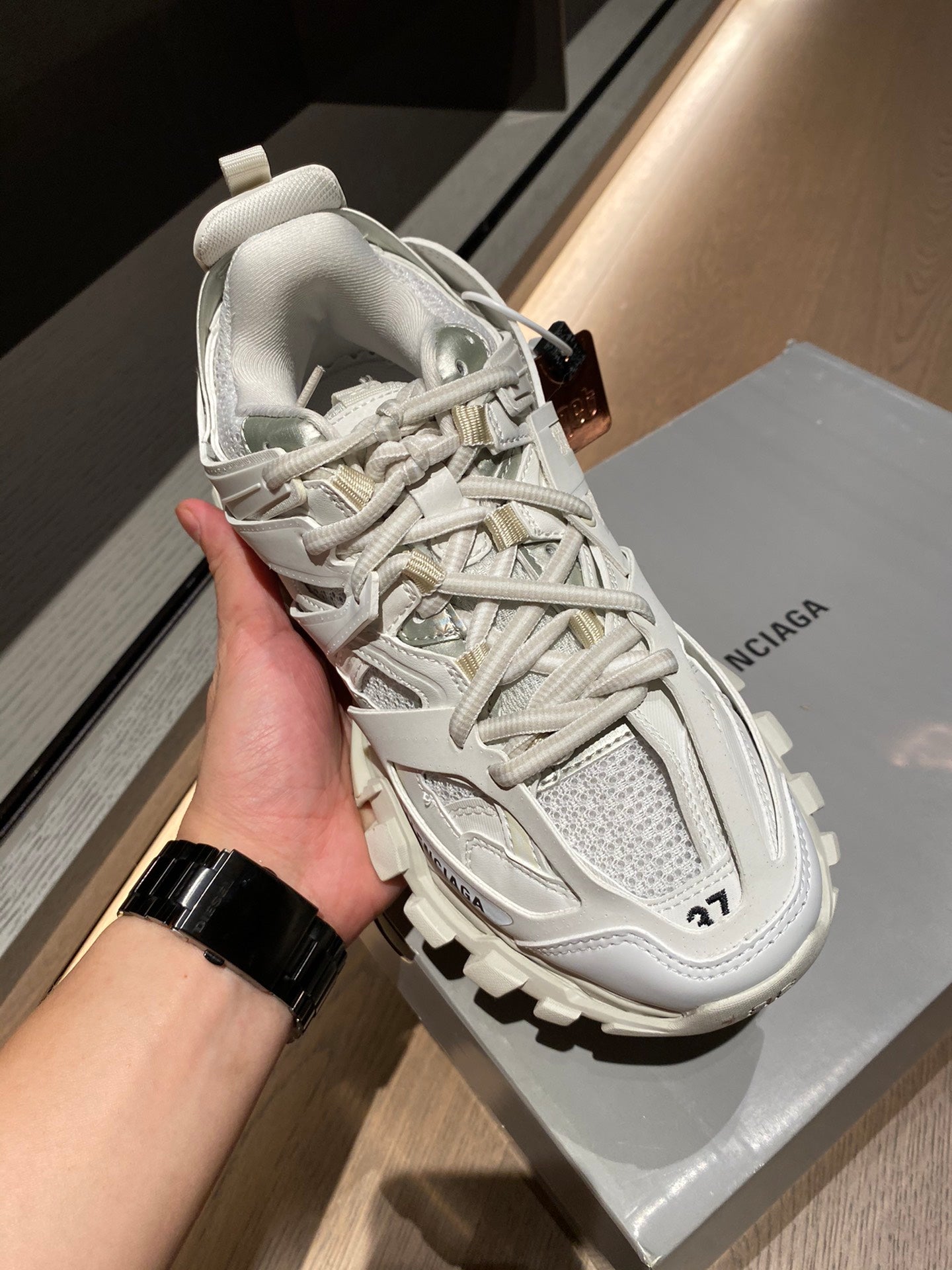 Balenciaga 巴黎世家-老爹鞋