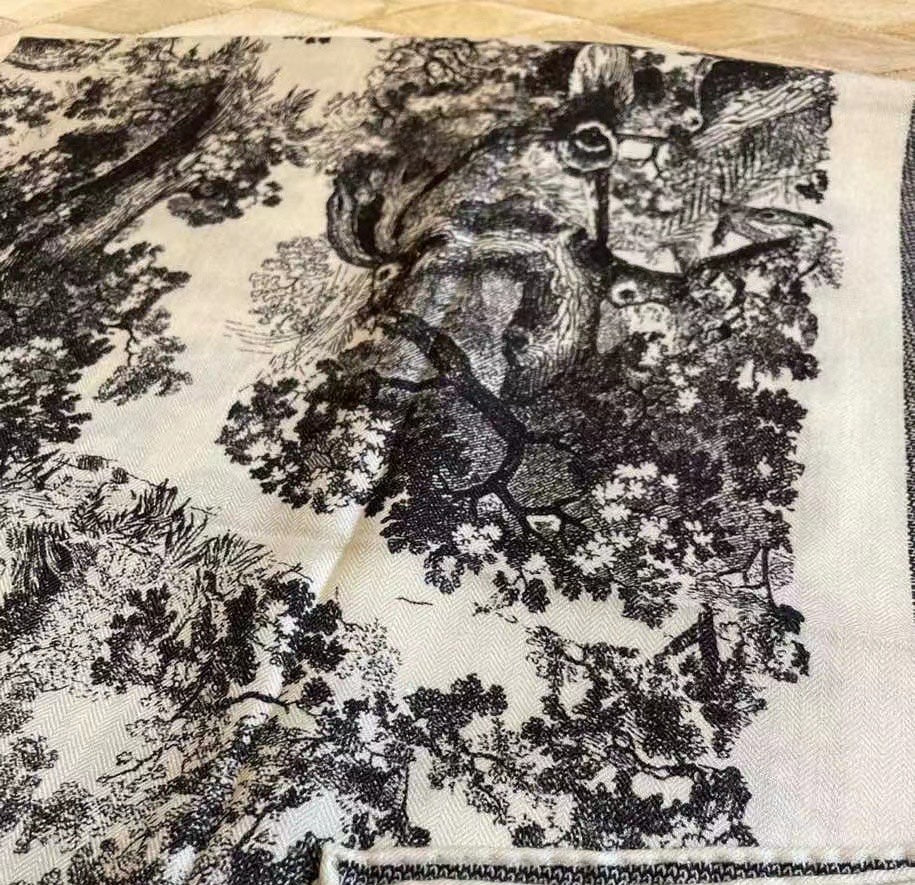 迪D家-茹伊叢手繪絲絨方形圍巾 110*110 cm