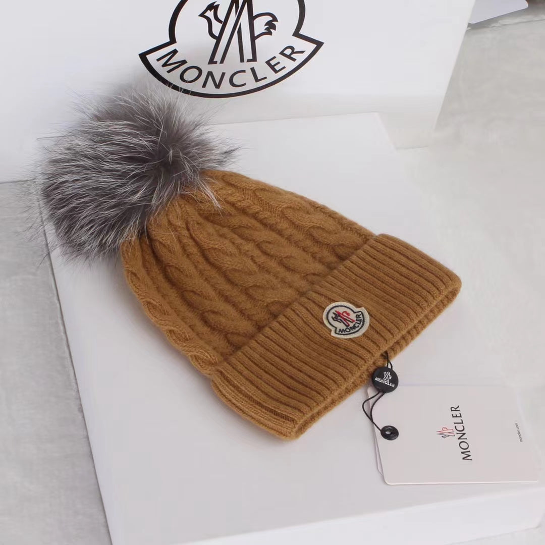 Moncler-毛球毛帽