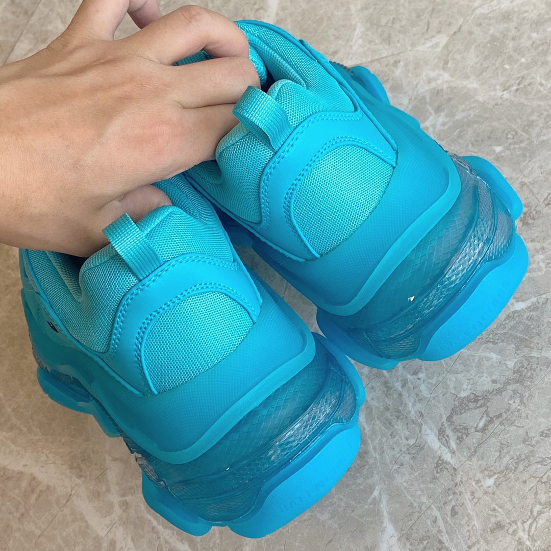 Balenciaga 巴黎世家- Triple S 氣墊老爹鞋
