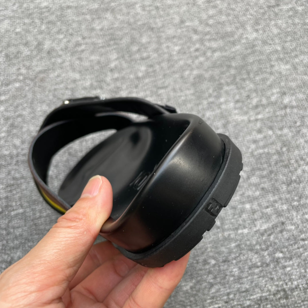 Fen-2022新款 牛皮拖鞋