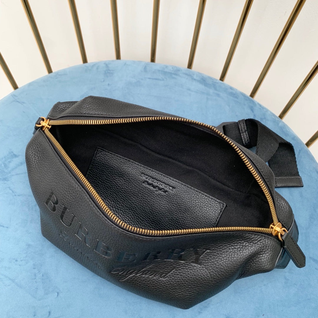巴B家-全皮壓麥logo 中性款 腰包