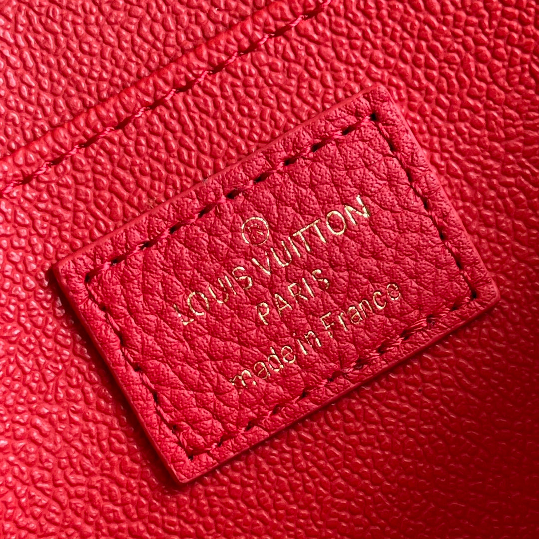 LV M47515 紅色全皮壓花化妝包
