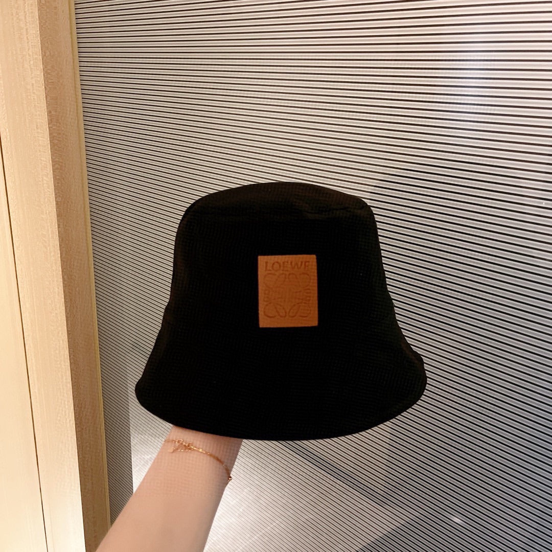 羅L家-牛皮LOGO牌簡約漁夫帽-4色