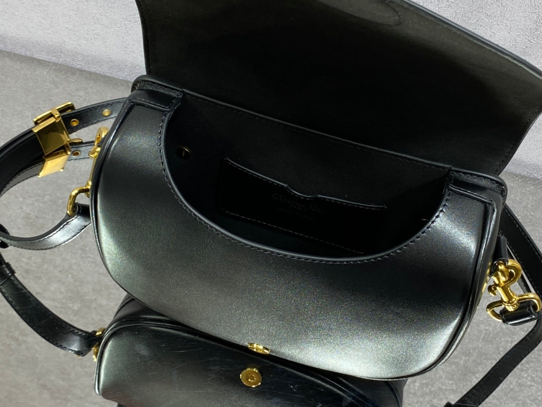 Dior Bobby-中號22cm-黑色牛皮