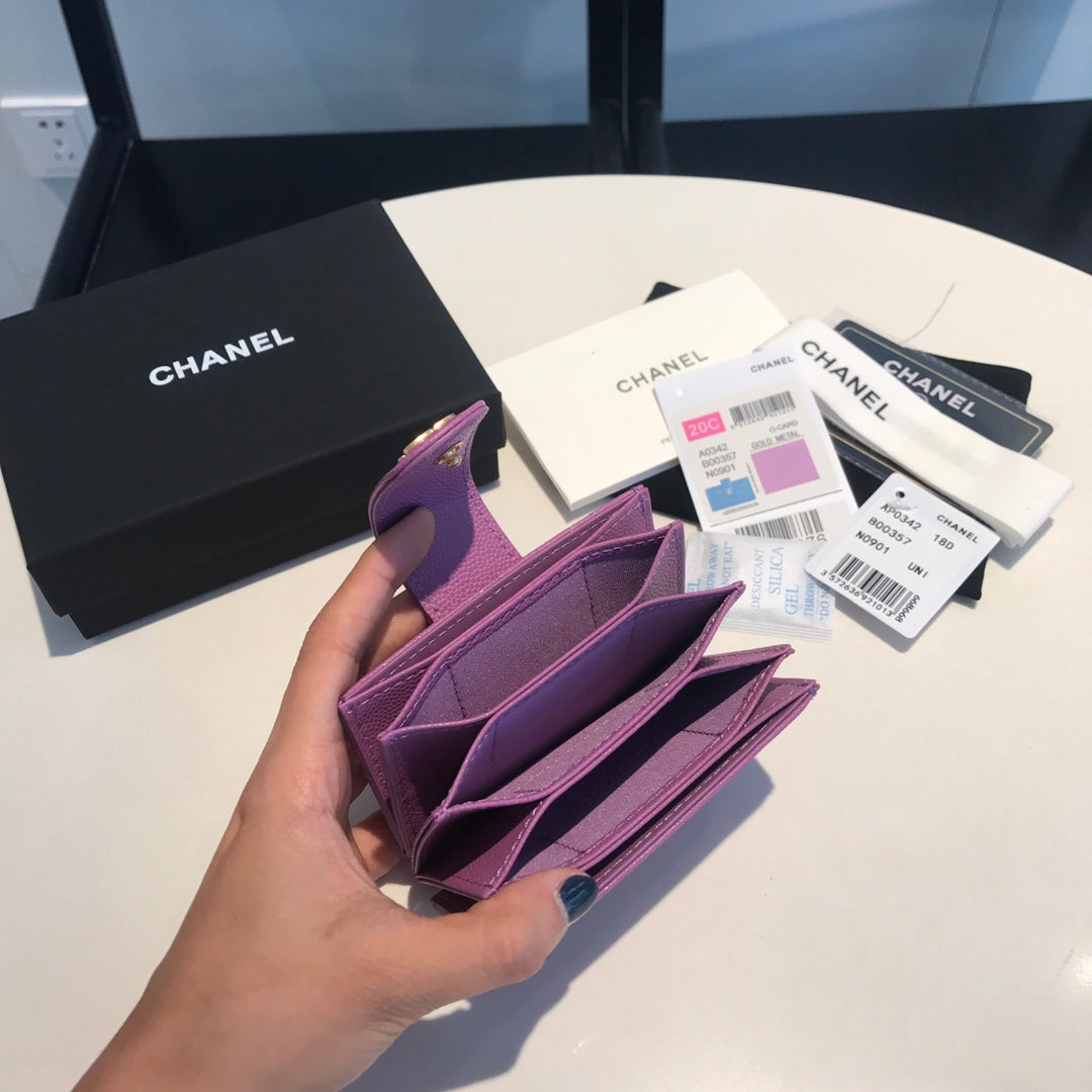 Chanel 多隔層風琴式卡包