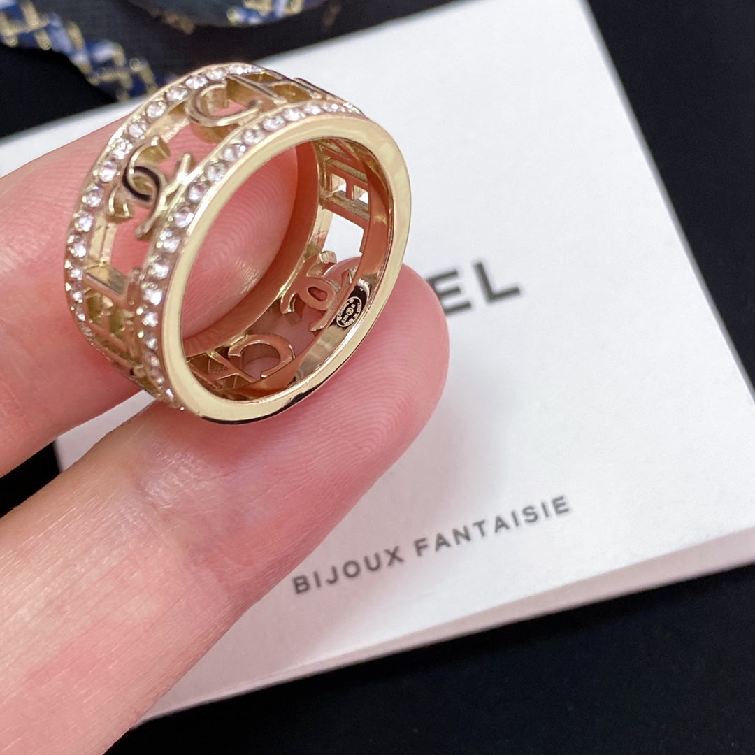 Chanel 戒指