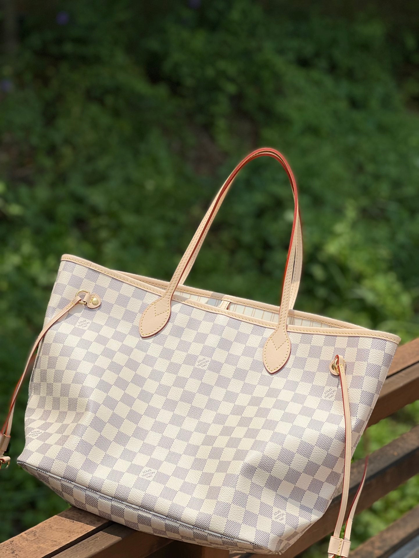 M41361 路L家-Neverfull 白格