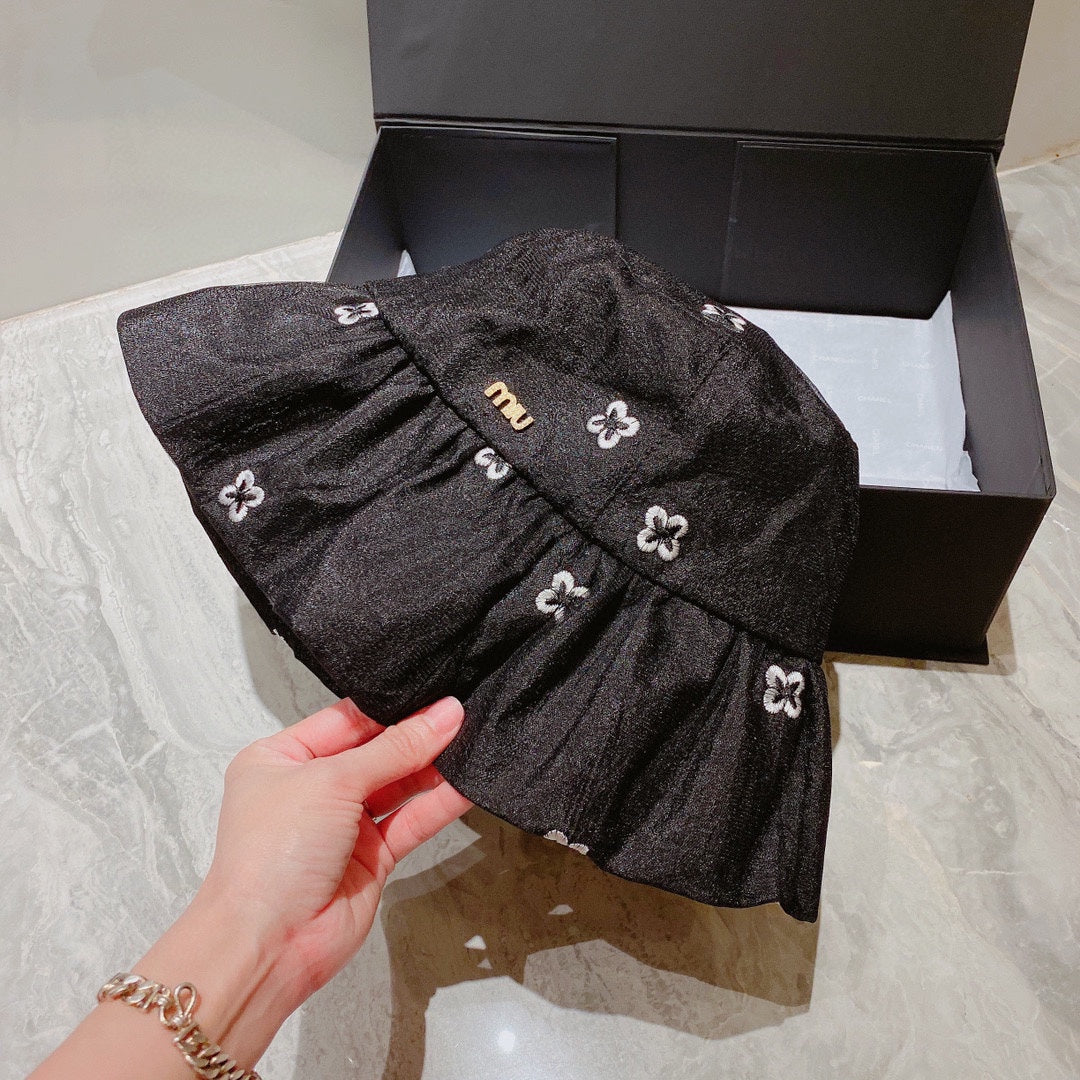 穆M家-荷葉邊漁夫帽 珍珠LOGO