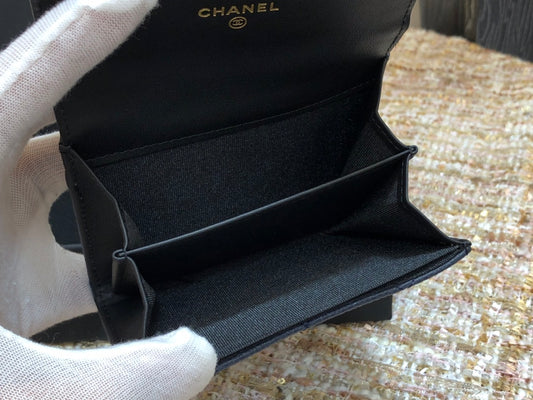 Chanel 復古CC荔枝牛皮-深藍色翻蓋雙層卡包-仿舊五金