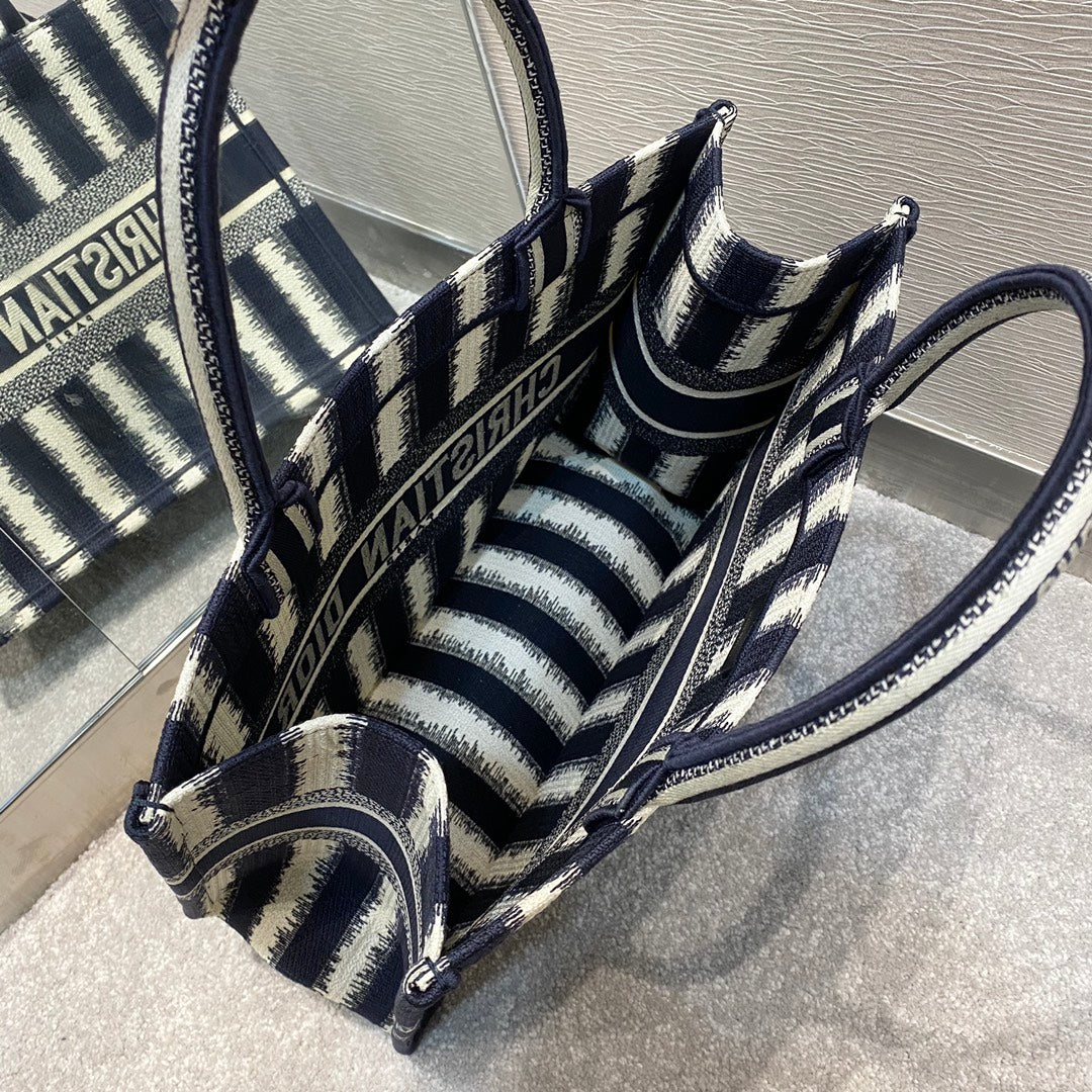 Dior Book Tote-小號36.5cm-深藍條紋