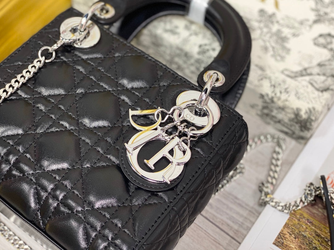 Dior-Mini Lady Dior手袋-三格黛妃-17cm-黑色銀釦