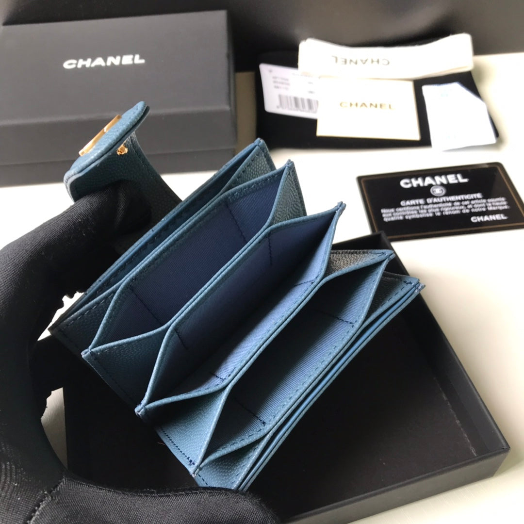 Chanel 多格層風琴式卡包