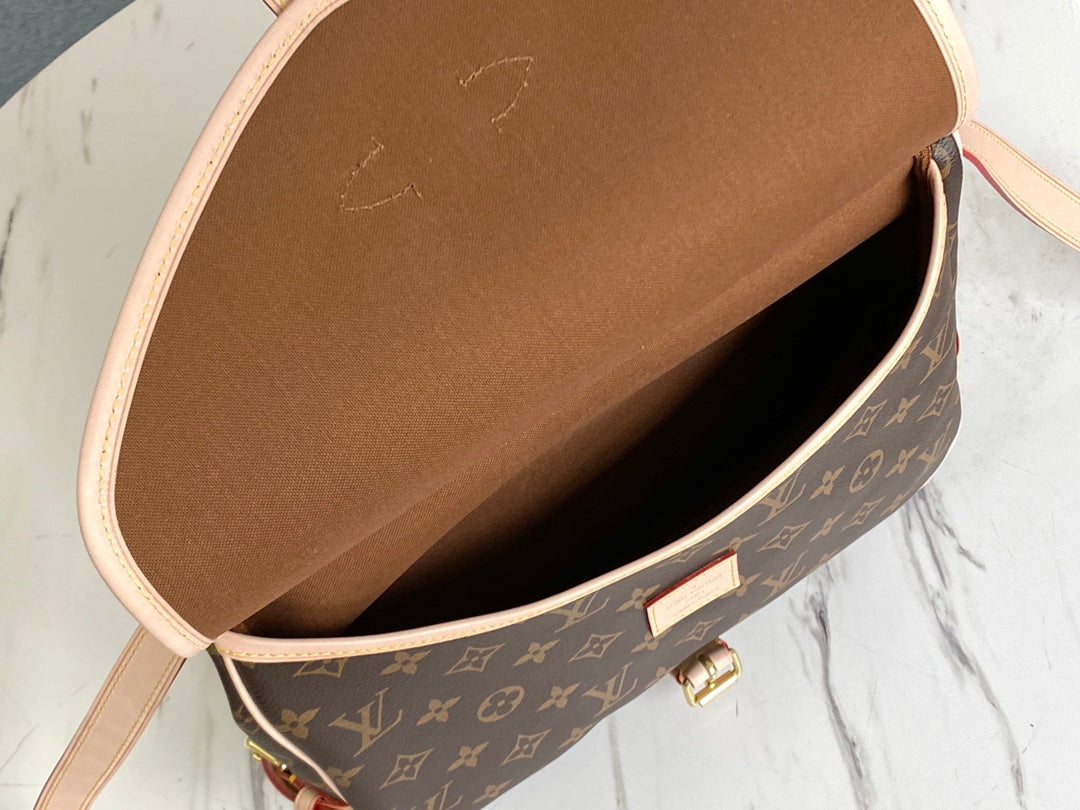 LV M40710 中古系列，SAUMUR 中號手袋