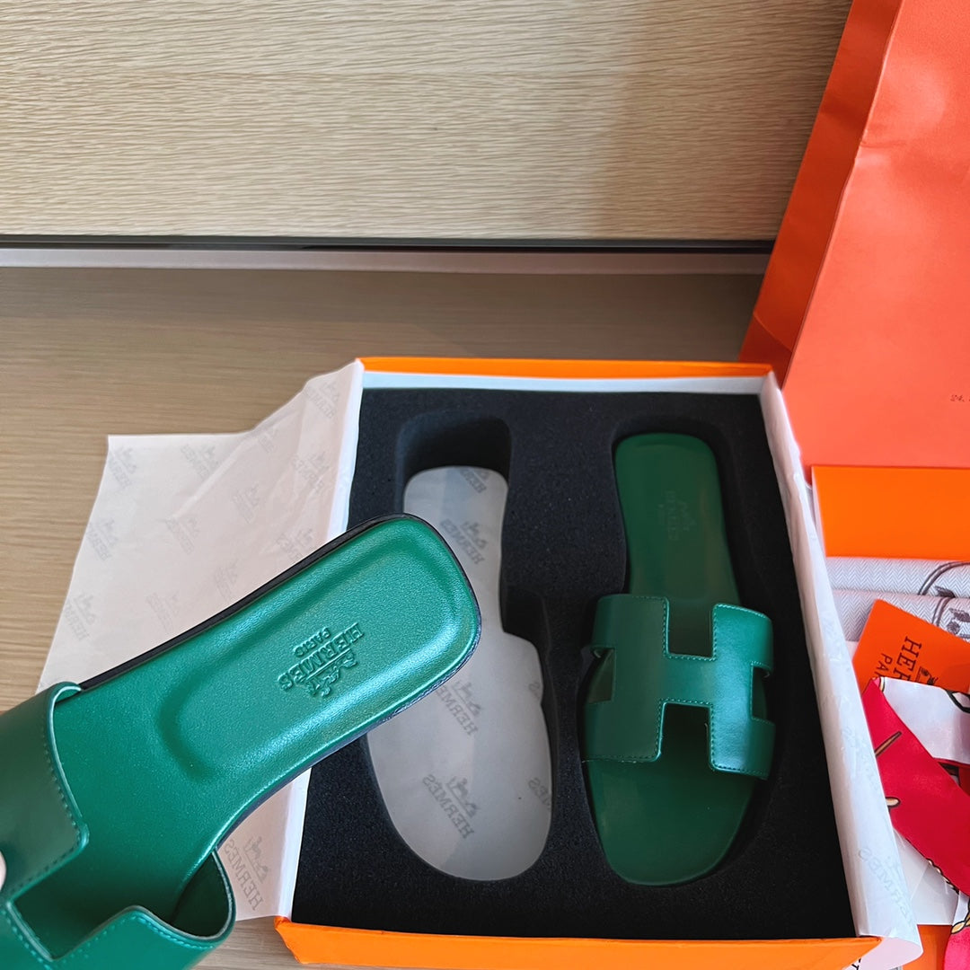 小愛款-經典H拖鞋 純色皮面 全包中底 綠色