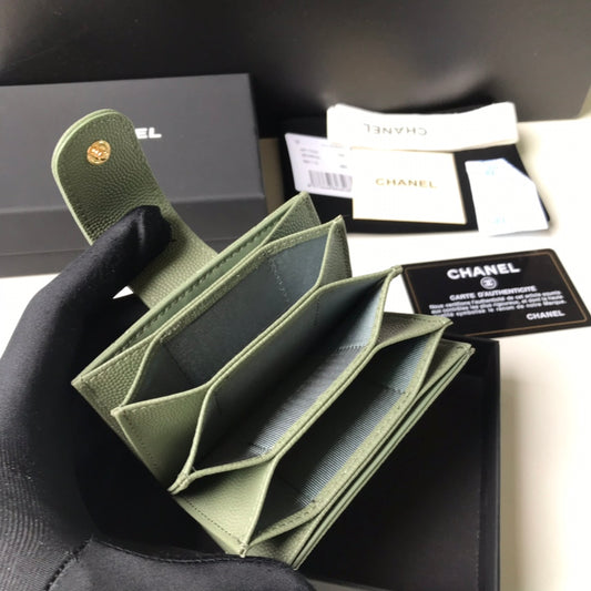 Chanel 多格層風琴式卡包