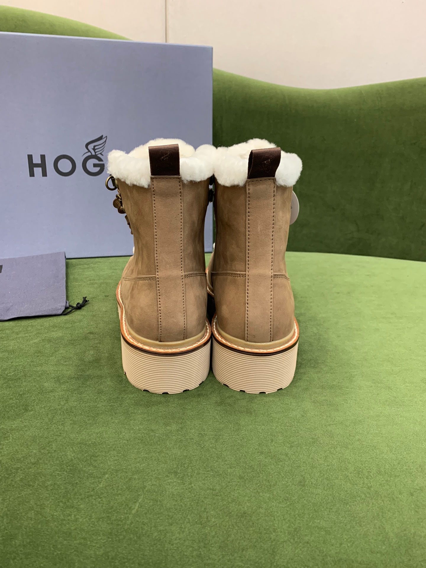 Hogan-毛毛馬丁短靴