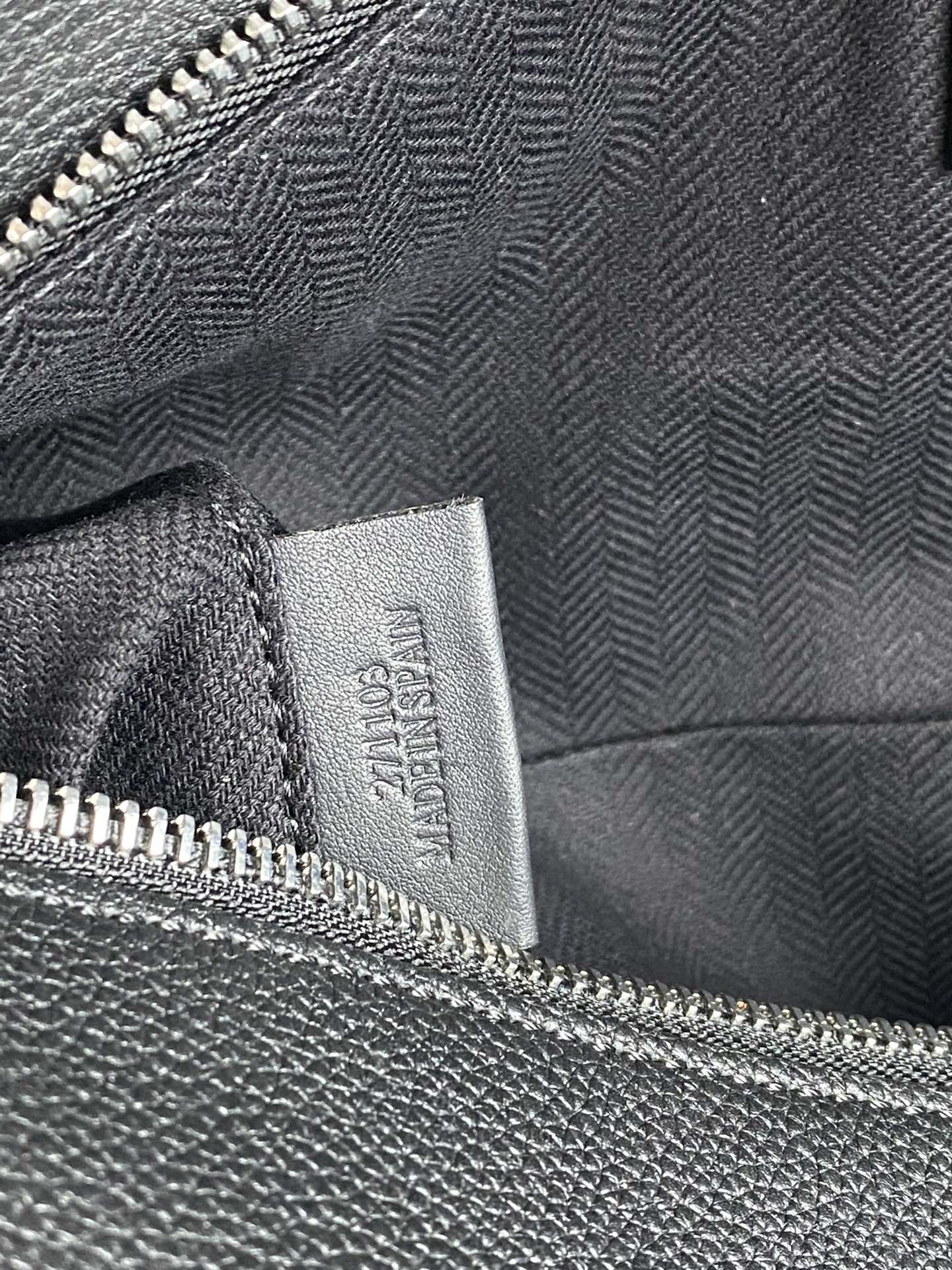 羅L威-Puzzle bag 小牛皮 大號