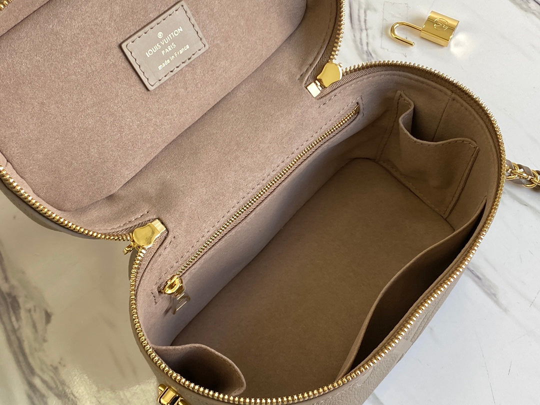 LV M45608 Vanity 小號手袋