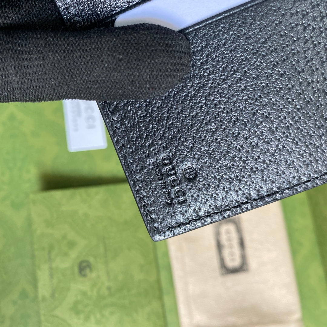 Gucci 牛皮卡包