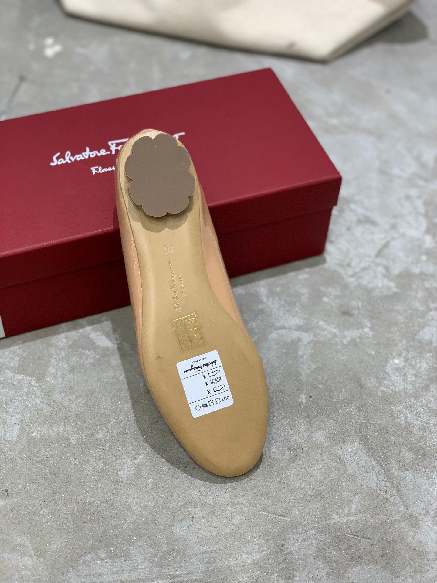 Salvatore Ferragamo鞋-菲拉格慕 圓頭大蝴蝶結 梅花跟 樂福鞋