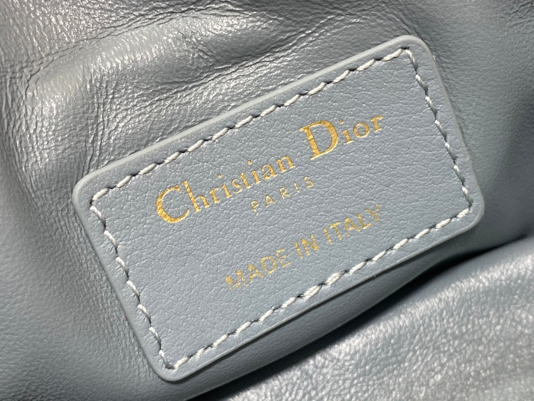 Dior-micro系列  霧霾藍