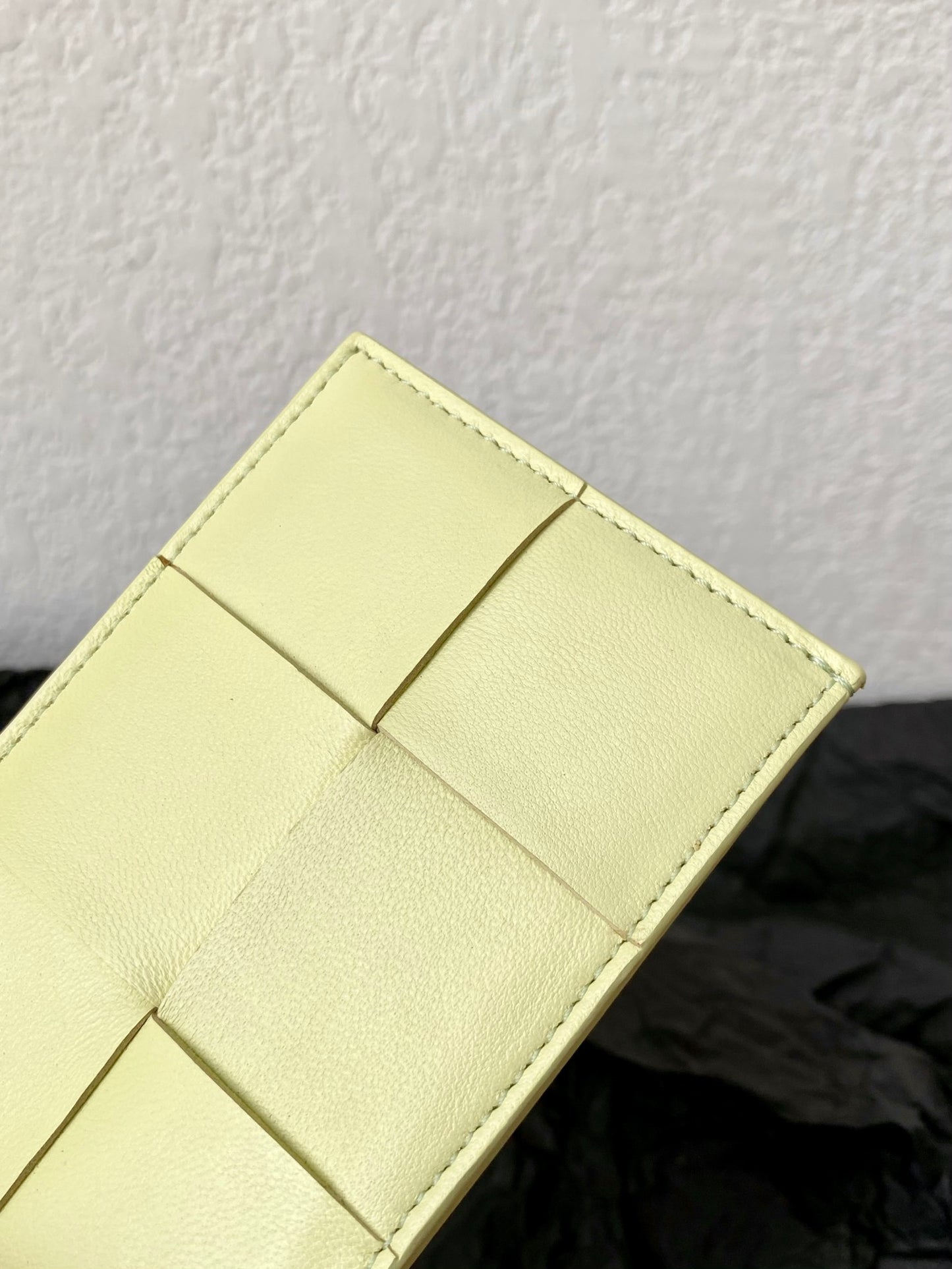 B編織-小格子 卡包 小羊皮 11.5x7.5cm 鵝黃色