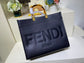 芬F家-Fendi Sunshine-中號黑色牛皮手提袋