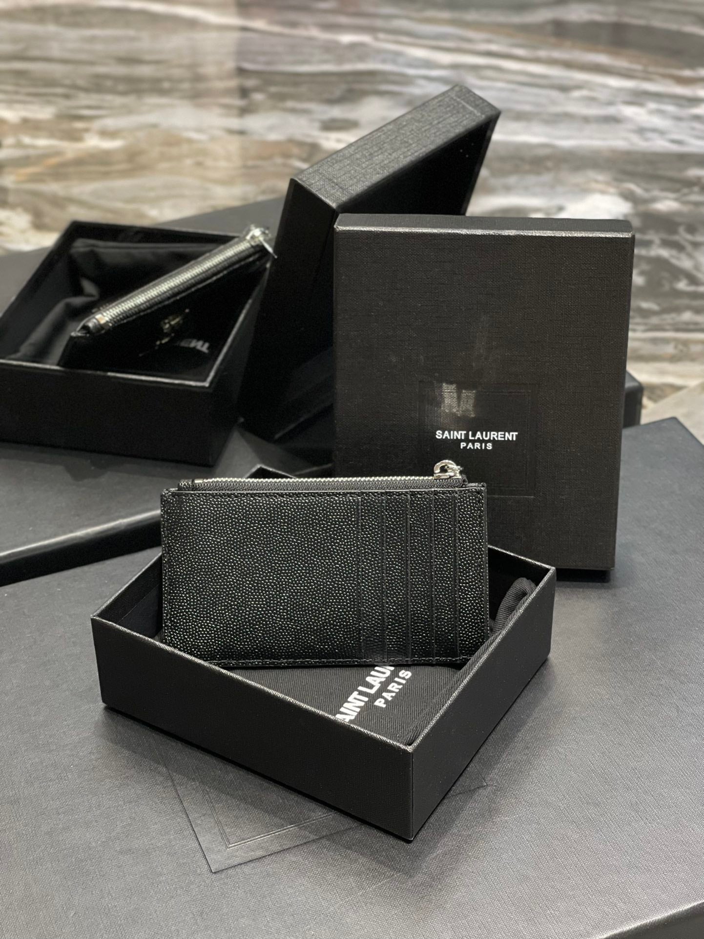 YSL 新品卡包_黑色銀扣
