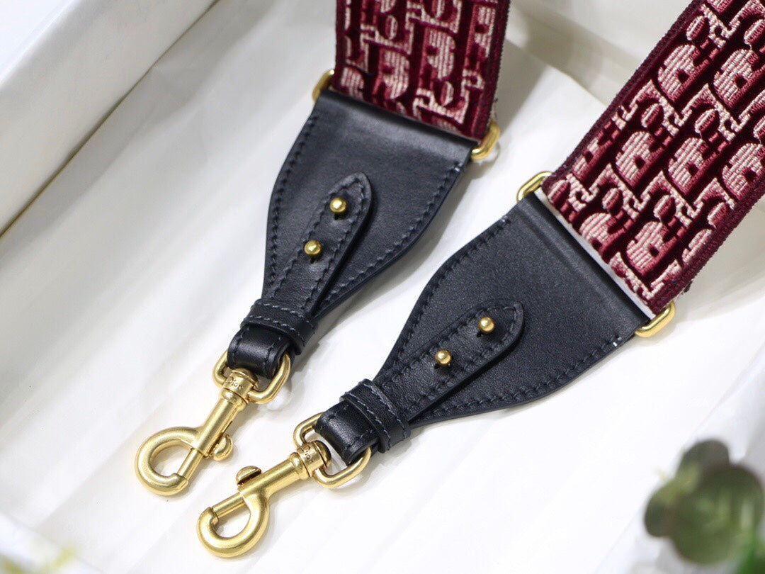 迪D家-天鵝絨 刺繡肩帶 酒紅色