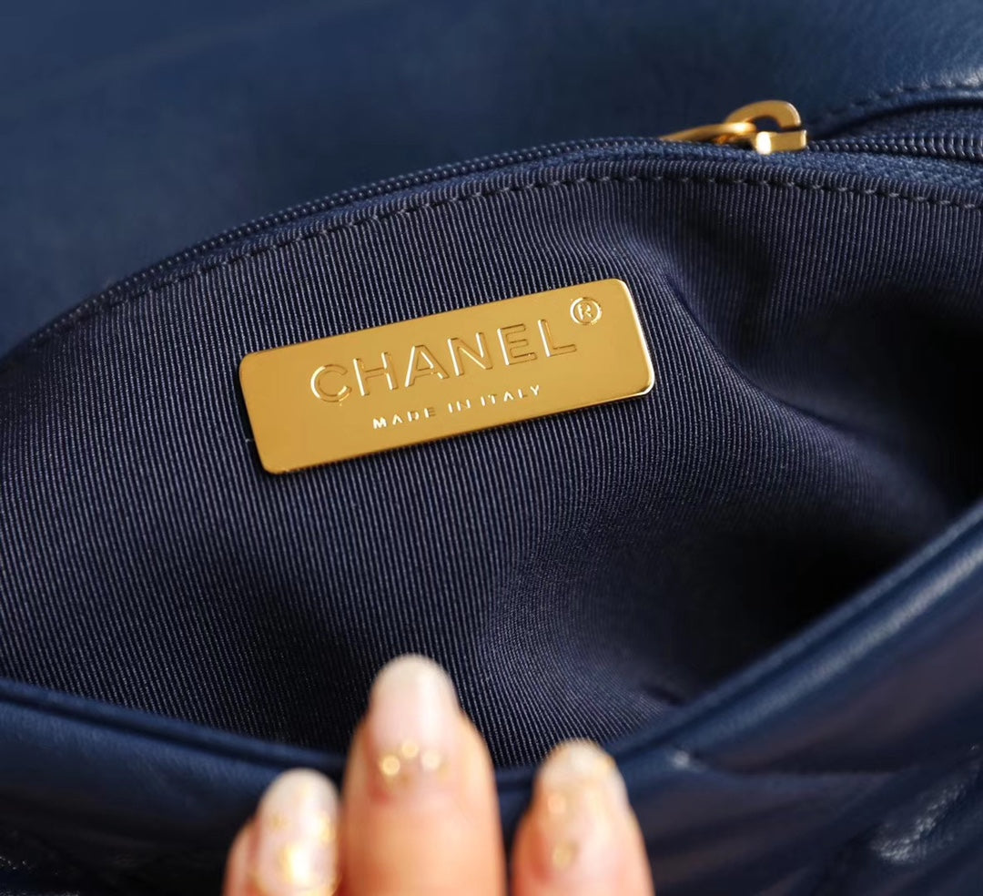 Chanel 19Bag-小號深藍